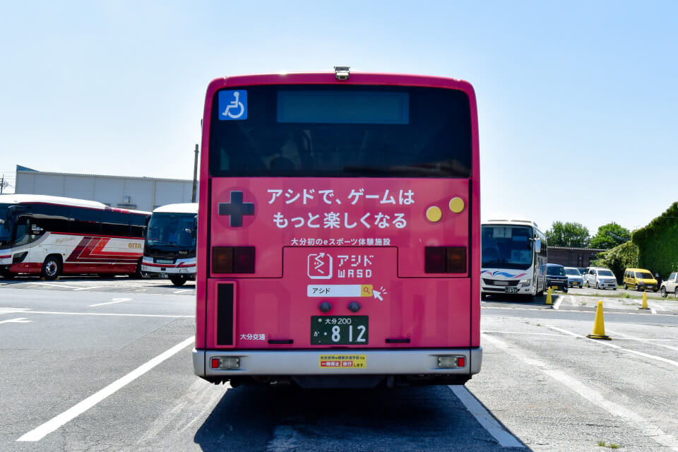 路線バス 後部ラッピング