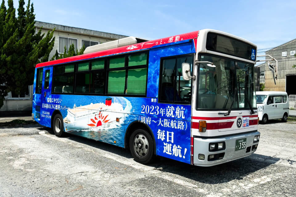 路線バス フルラッピング